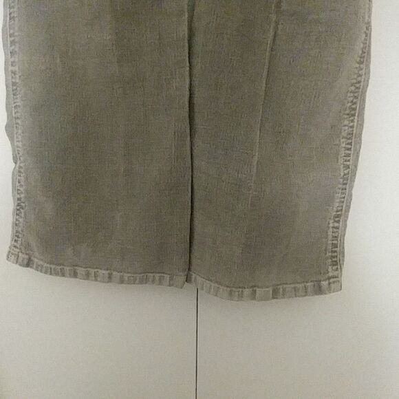 Juniors Five Pocket Sand-Colored Flare Leg Jeans - Picture 7 of 7